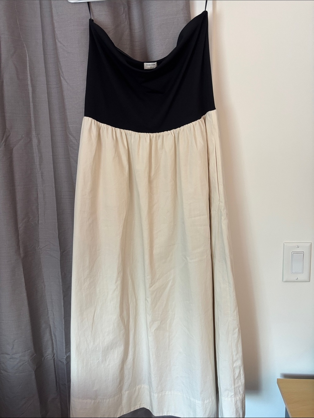 Fitted tube style top dress, flowy bottom.